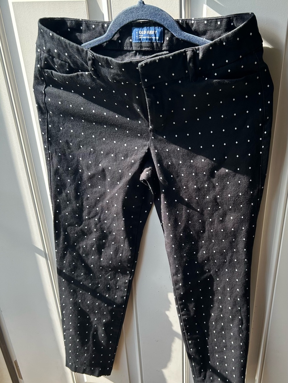 Old Navy Black Polka Dot Straight Leg Pants